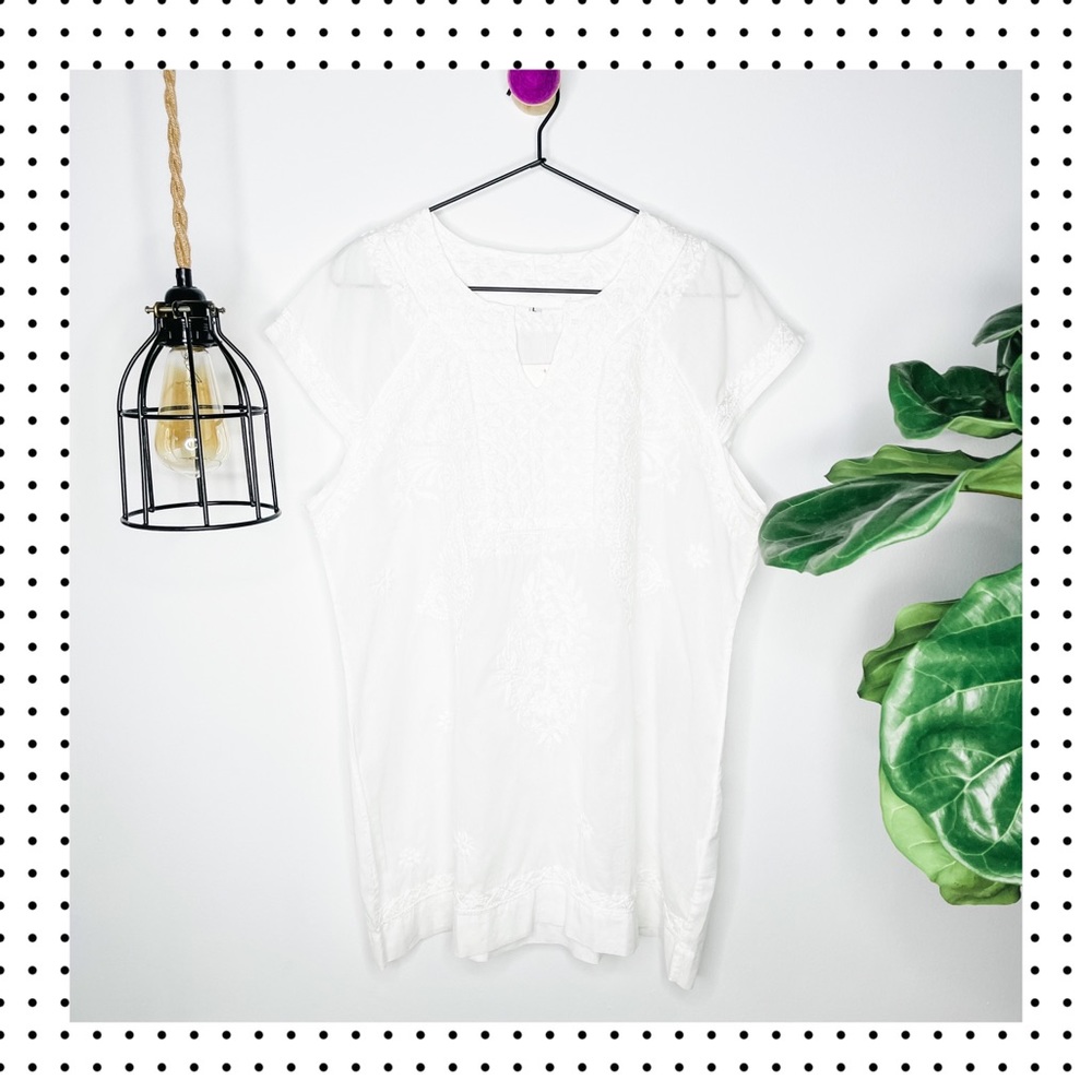NWT Boutique White Embroidered Tunic Blouse L